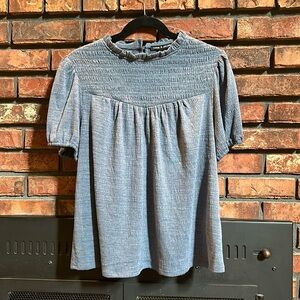 Cable & Gauge Smocked short sleeve knit top